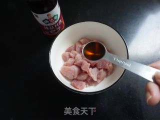 迷你大米酱肉粽的做法步骤：2