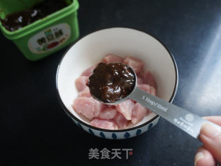 迷你大米酱肉粽的做法步骤：3