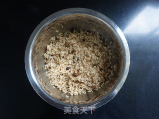迷你大米酱肉粽的做法步骤：6