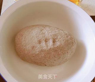 三合面枣馒头的做法步骤：5