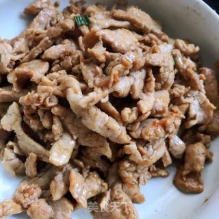 青椒炒里脊肉的做法步骤：4