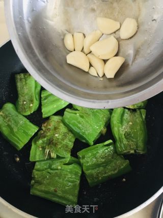 虎皮泡泡椒的做法步骤：5