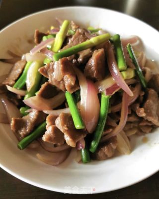 牛肉炒洋葱的做法步骤：8