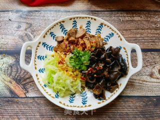 卷心菜木耳拌瘦肉的做法步骤：9