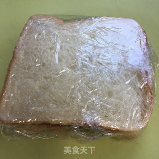 鸡蛋蔬果三明治的做法步骤：8