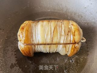 卤五花肉卷的做法步骤：12