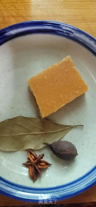 冰花梅酱焖鸭的做法步骤：5
