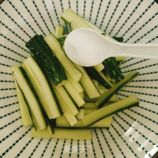 脆皮黄瓜条的做法步骤：3