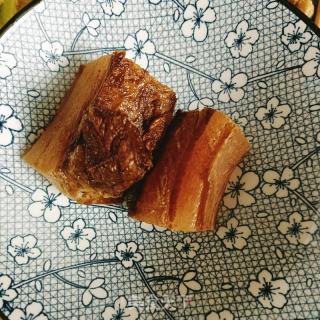 荷兰豆炒腊肉的做法步骤：2