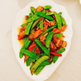 荷兰豆炒腊肉的做法步骤：10