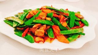 荷兰豆炒腊肉的做法步骤：11