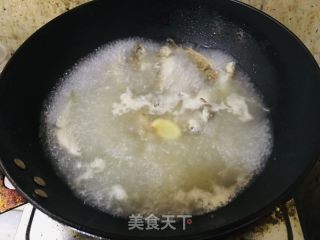 野生小鲫鱼汤的做法步骤：5
