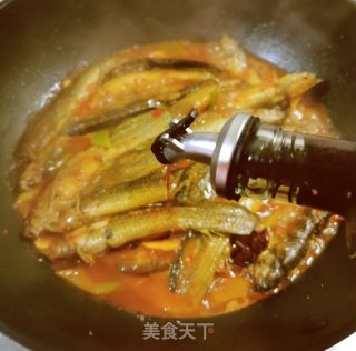 红烧泥鳅的做法步骤：9