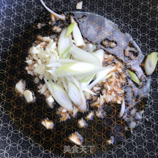 蒜蓉炒莴笋尖的做法步骤：5