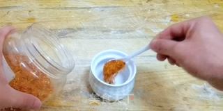 油泼辣子的做法步骤：1