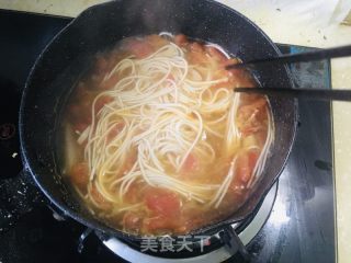 西红柿青菜面的做法步骤：1