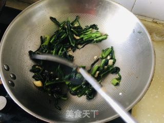 蒜蓉莴笋叶的做法步骤：8