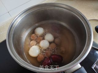 桂圆红枣汤圆的做法步骤：3