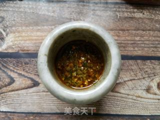 西兰花蘸十香菜蒜汁的做法步骤：7