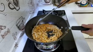 炒饼丝的做法步骤：3