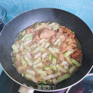 炸鸡块炖豆角的做法步骤：10