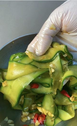 酸辣黄瓜的做法步骤：5