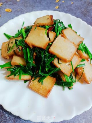 韭菜炒肉卷的做法步骤：9