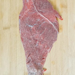 五香牙签牛肉的做法步骤：1