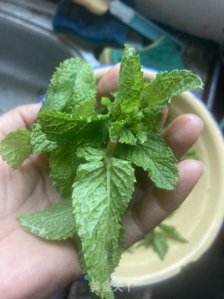 蚕豆这样做太好吃了！的做法步骤：2