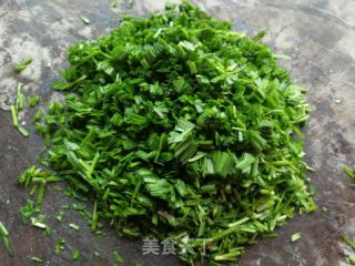 韭菜土豆鲜肉煎饺的做法步骤：4