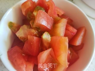 番茄莜面鱼鱼汤的做法步骤：1