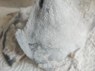 红烧小平鱼的做法步骤：2