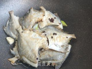 红烧小平鱼的做法步骤：9