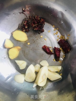 麻辣龙须菜的做法步骤：4