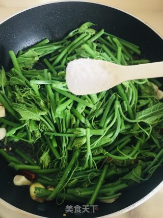 麻辣龙须菜的做法步骤：8