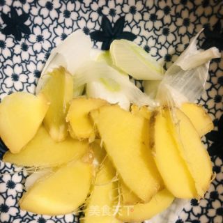 酱香茄条的做法步骤：2