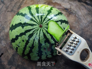 鸡蛋干拌西瓜皮的做法步骤：2