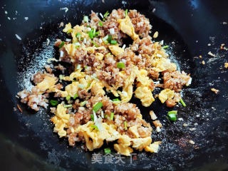 蛋炒饭的做法步骤：7