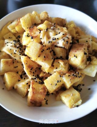 馒头干煎蛋的做法步骤：7
