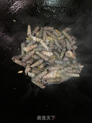 坑螺豆腐煲的做法步骤：6