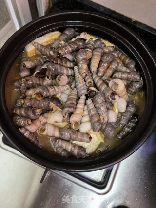 坑螺豆腐煲的做法步骤：9