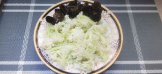 干锅菜花的做法步骤：2