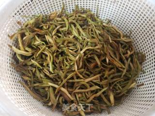 油豆角馅包子的做法步骤：2
