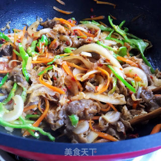 香辣肥牛盖浇饭的做法步骤：9