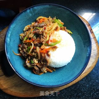 香辣肥牛盖浇饭的做法步骤：11