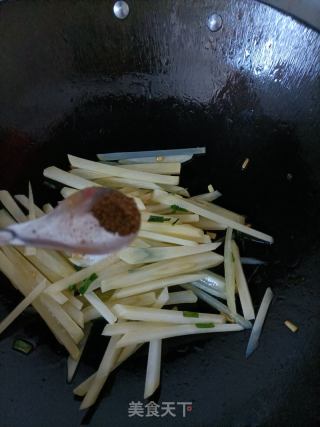 酸辣土豆丝的做法步骤：5