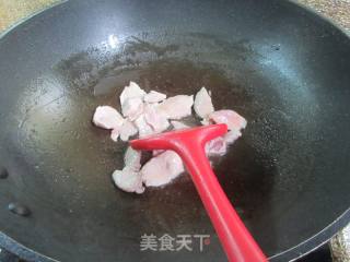 蒜薹肉片炒茭白的做法步骤：4
