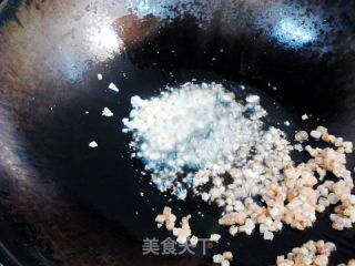 酱香腊肉菜干粽子的做法步骤：6