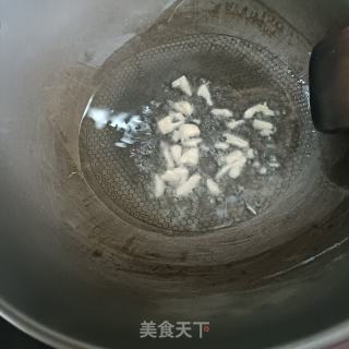 火腿肠炒土豆片的做法步骤：4