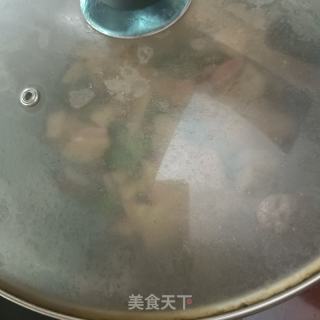 火腿肠炒土豆片的做法步骤：8